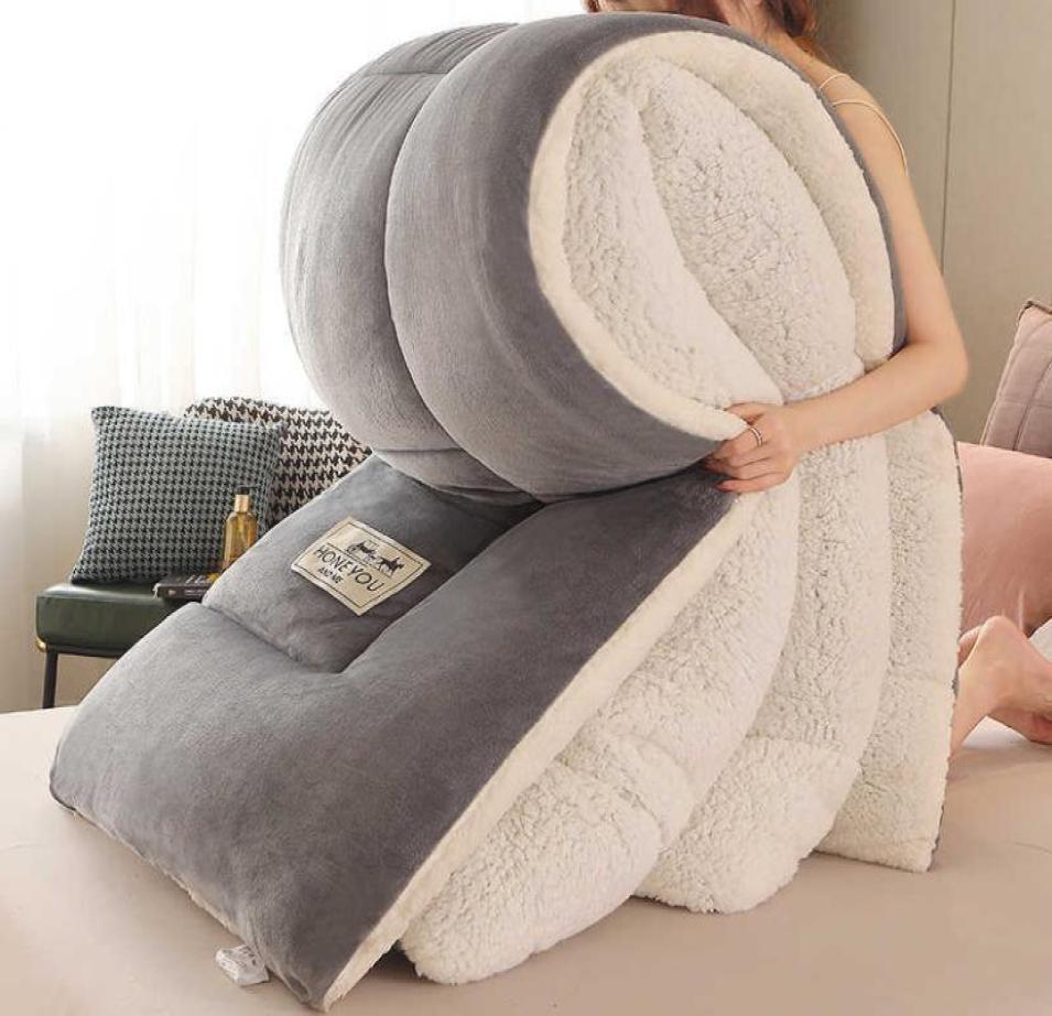 Comforters sets Lamb velvet quilt winter thickened warm single double blanket autumn core cotton comforter space L2210157663535, Color-3
Comforters sets Lamb velvet quilt winter thickened warm single double blanket autumn core cotton comforter space L2210157663535, Color-3