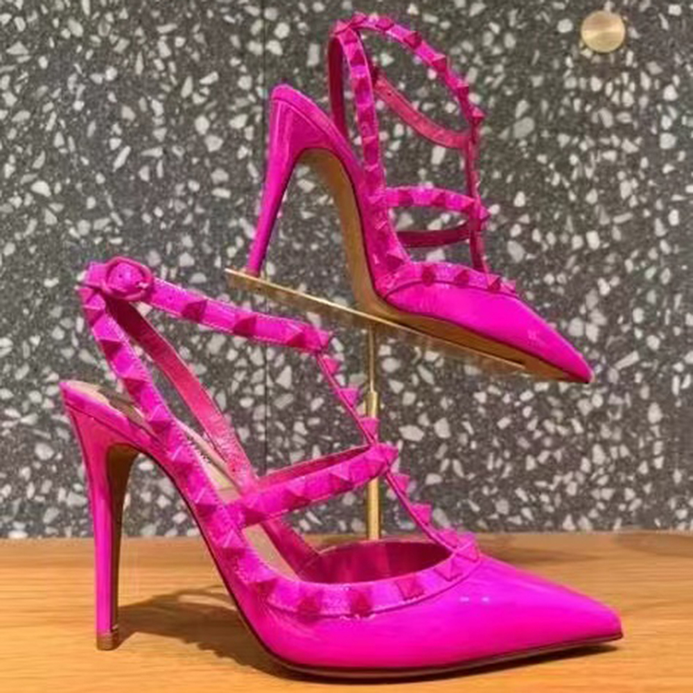 Luxury Designer Women's Sandals Summer Fashion Slim High Heel Shoes Versatile Fashion Pointed toe Strap Wear High Heel Leather Mule Sandals Outside, Split
Luxury Designer Women's Sandals Summer Fashion Slim High Heel Shoes Versatile Fashion Pointed toe Strap Wear High Heel Leather Mule Sandals Outside, Split