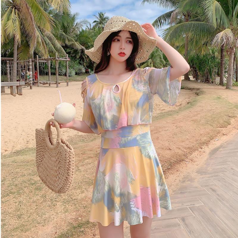 Swimwears One-Piece Suits Women's Swimsuit Oversized Loose Fashion Printing Fairy Spring Separate Flat Angle Conservative Belly Cover Sleeve
Swimwears One-Piece Suits Women's Swimsuit Oversized Loose Fashion Printing Fairy Spring Separate Flat Angle Conservative Belly Cover Sleeve