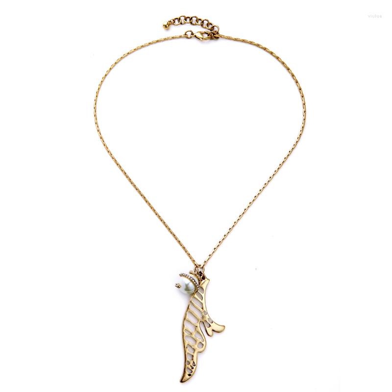 Pendant Necklaces Simulated Pearl Hollowed Necklace Casual Charm Gold Color Short For Women Jewelry
Pendant Necklaces Simulated Pearl Hollowed Necklace Casual Charm Gold Color Short For Women Jewelry