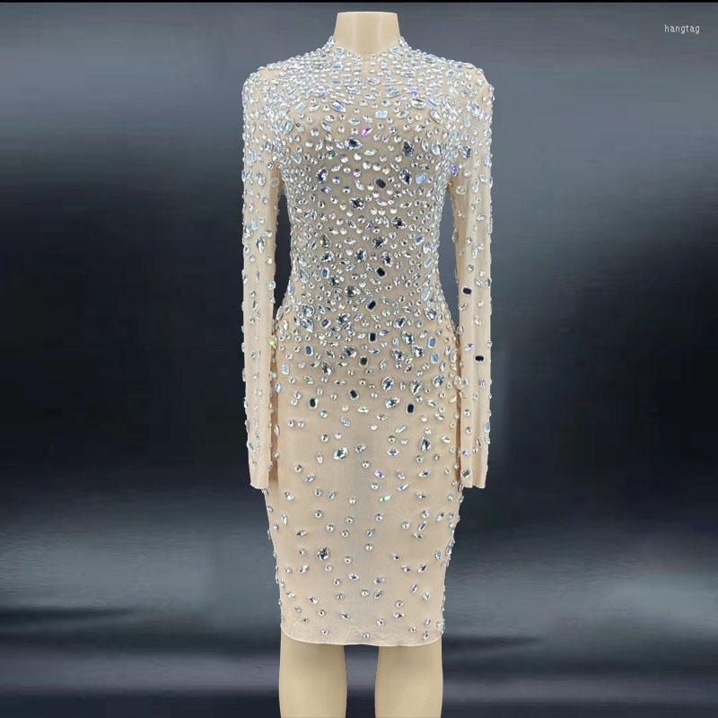 Stage Wear Nightclub Show Singer Luxurious Rhinestone Crystal Mesh Long Dress Birthday Wedding Celebrate Evening Prom Party Dresses, Beige
Stage Wear Nightclub Show Singer Luxurious Rhinestone Crystal Mesh Long Dress Birthday Wedding Celebrate Evening Prom Party Dresses, Beige