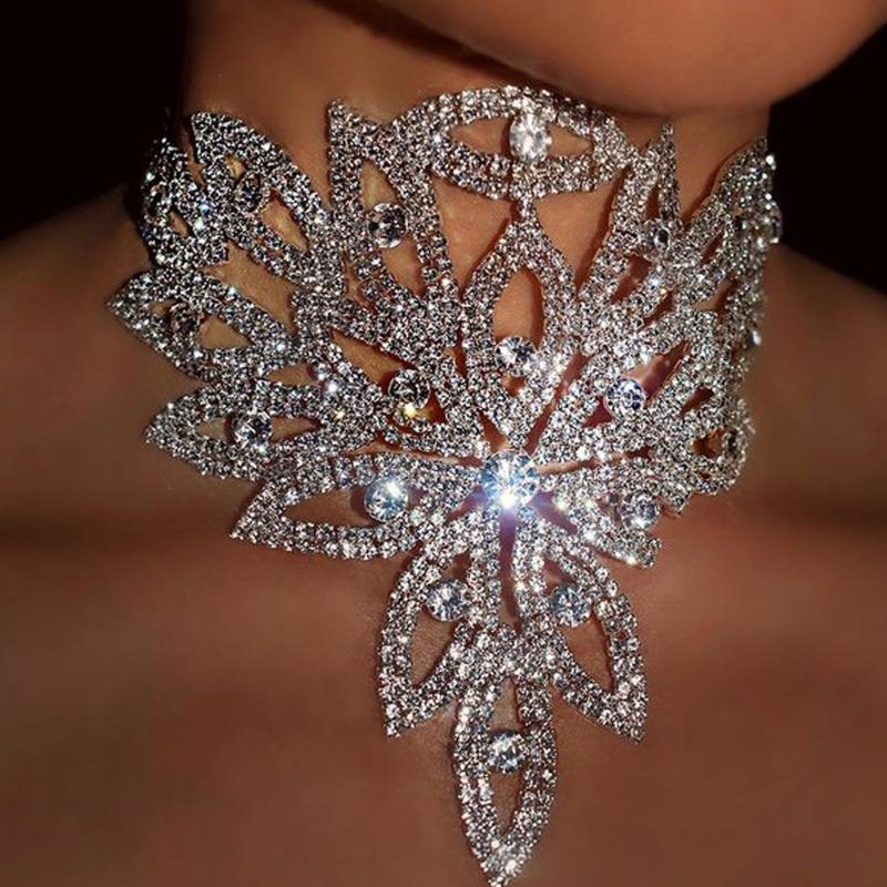 Choker Chokers Statement Rhinestone Big Collar Necklace Jewelry For Women Fashion Bling Silver Color Bib Crystal Jewellery
Choker Chokers Statement Rhinestone Big Collar Necklace Jewelry For Women Fashion Bling Silver Color Bib Crystal Jewellery