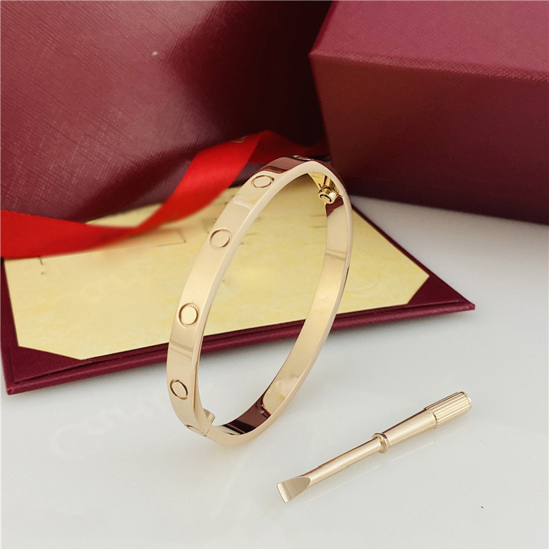 Bangle female stainless steel screwdriver couple love bracelet mens fashion jewelry Valentine Day gift for girlfriend accessories wholesale with box C02
Bangle female stainless steel screwdriver couple love bracelet mens fashion jewelry Valentine Day gift for girlfriend accessories wholesale with box C02