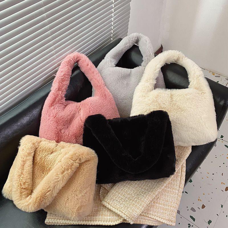 Evening Bags Autumn Winter Ladies Handbags Casual Tote Women Shoulder Bag Fashion Plush Female Underarm Purse Large Capacity Girl Travel, Dark grey
Evening Bags Autumn Winter Ladies Handbags Casual Tote Women Shoulder Bag Fashion Plush Female Underarm Purse Large Capacity Girl Travel, Dark grey