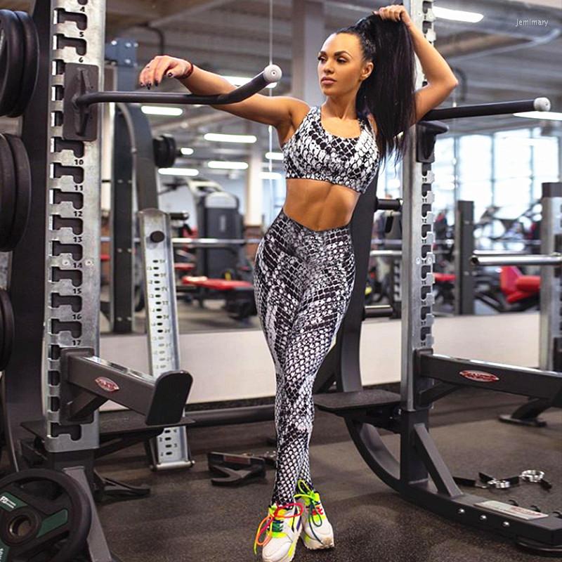 Active Sets Snake Skin Seamless Women Yoga Set Elastic Breathable Sport Tracksuit For Fitness Gym Clothing Suit, Beige set
Active Sets Snake Skin Seamless Women Yoga Set Elastic Breathable Sport Tracksuit For Fitness Gym Clothing Suit, Beige set