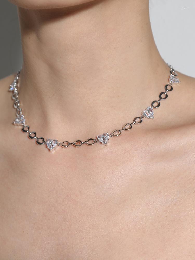 Chains Timeless Wonder Pave Zirconia Heart Charm Necklace For Women Designer Jewelry Trendy Fashion Korean Runway Gift Top 4312
Chains Timeless Wonder Pave Zirconia Heart Charm Necklace For Women Designer Jewelry Trendy Fashion Korean Runway Gift Top 4312