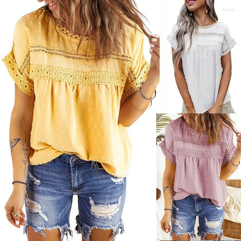 Women' T Shirts Summer Round Neck Pullover 2023 Women' Short Sleeve Lace Top Plus Size Loose Solid Color Spliced Button T-Shirt
Women' T Shirts Summer Round Neck Pullover 2023 Women' Short Sleeve Lace Top Plus Size Loose Solid Color Spliced Button T-Shirt