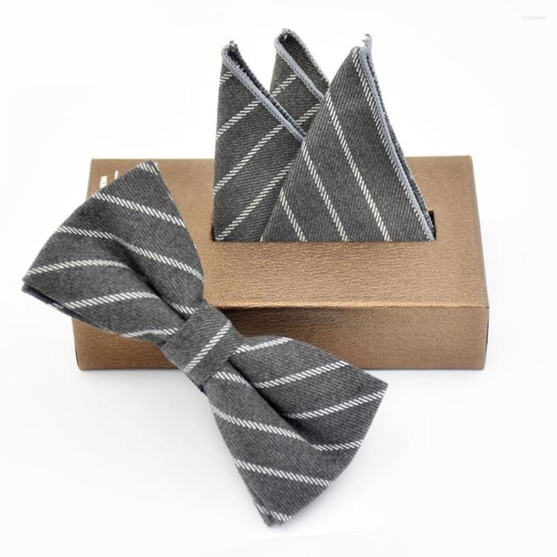 Bow Ties Men'S Necktie Pocket Handkerchief British Plaid Gray Stripe Casual Suit Cotton Tie
Bow Ties Men'S Necktie Pocket Handkerchief British Plaid Gray Stripe Casual Suit Cotton Tie