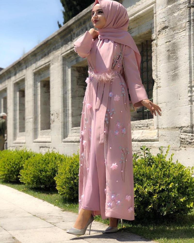 Ethnic Clothing Women Abaya Appliques Lace-up Evening Dress Islamic Big Swing Long Robe Femme Musulmane Hijab Muslim Dresses Abayat 2XL
Ethnic Clothing Women Abaya Appliques Lace-up Evening Dress Islamic Big Swing Long Robe Femme Musulmane Hijab Muslim Dresses Abayat 2XL
