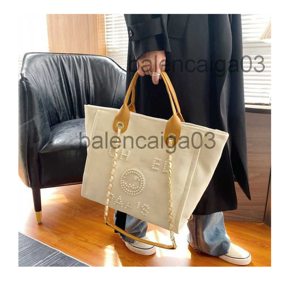 Designer Channel Bag Tote Shoulder Handbag Canvas Crossbody Bag Luxurious Fashion Mens Womans New One Shoulder Hand Large Capacity, Black
Designer Channel Bag Tote Shoulder Handbag Canvas Crossbody Bag Luxurious Fashion Mens Womans New One Shoulder Hand Large Capacity, Black
