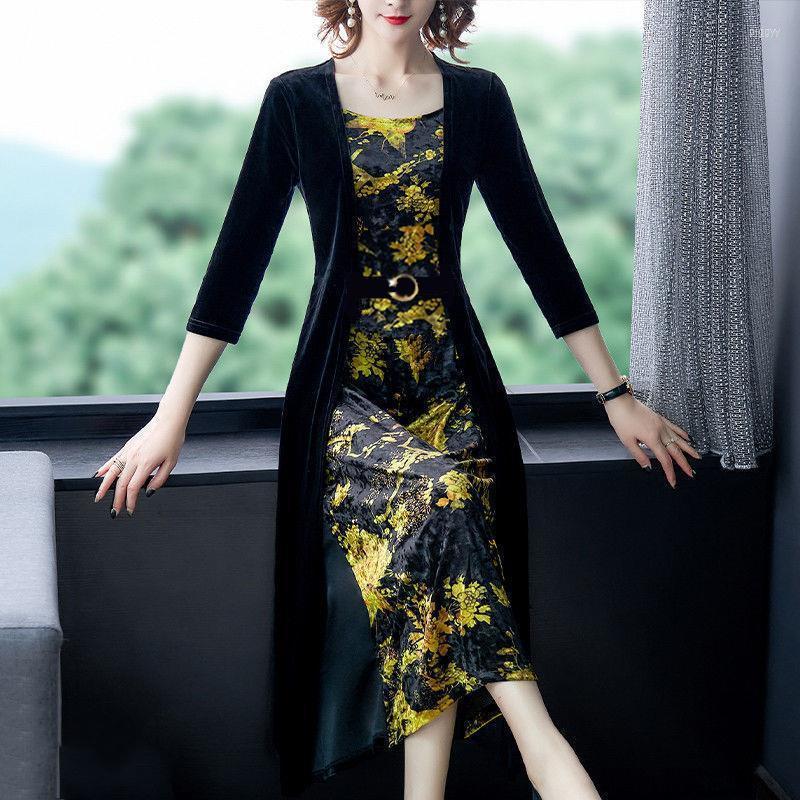 Casual Dresses 2023 Women Fake Two Pieces Gold Velvet -5XL Fashion Elegant Flower Middle Age Mother Dress Y450, Hei
Casual Dresses 2023 Women Fake Two Pieces Gold Velvet -5XL Fashion Elegant Flower Middle Age Mother Dress Y450, Hei