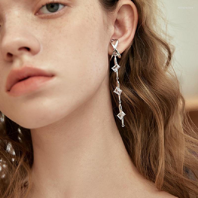 Backs Earrings Cool Retro Metal Zircon Tassel Square Ear Bone Clips Buckle Shinning Geometric Movable Clip For Women Gifts
Backs Earrings Cool Retro Metal Zircon Tassel Square Ear Bone Clips Buckle Shinning Geometric Movable Clip For Women Gifts