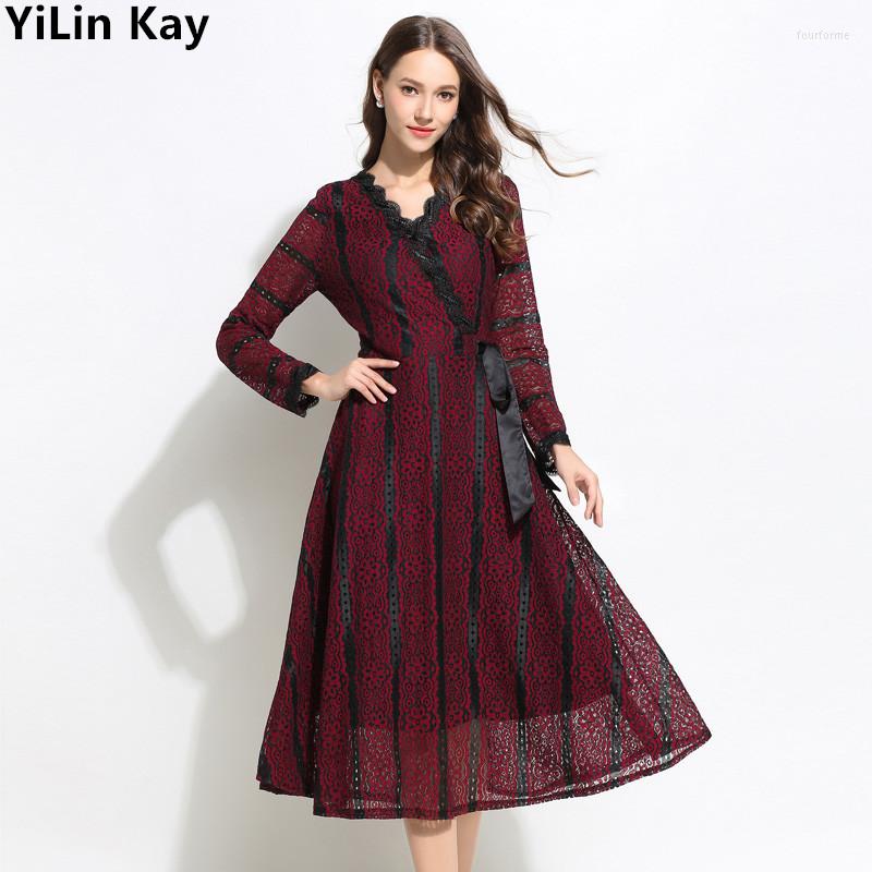 Casual Dresses Brand Women Wine Red Water Soluble Lace Dress 2023 Spring Long-sleeved V-neck Stitching
Casual Dresses Brand Women Wine Red Water Soluble Lace Dress 2023 Spring Long-sleeved V-neck Stitching