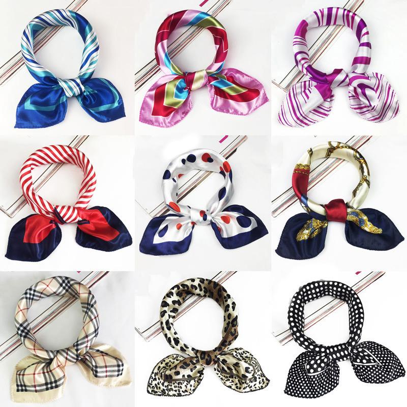 Scarves 2023 Fashion 50CM Small Soft Squares Head Scarf Charm Silk Women Multicolor Stripe Print Kerchief Neck Wrap
Scarves 2023 Fashion 50CM Small Soft Squares Head Scarf Charm Silk Women Multicolor Stripe Print Kerchief Neck Wrap