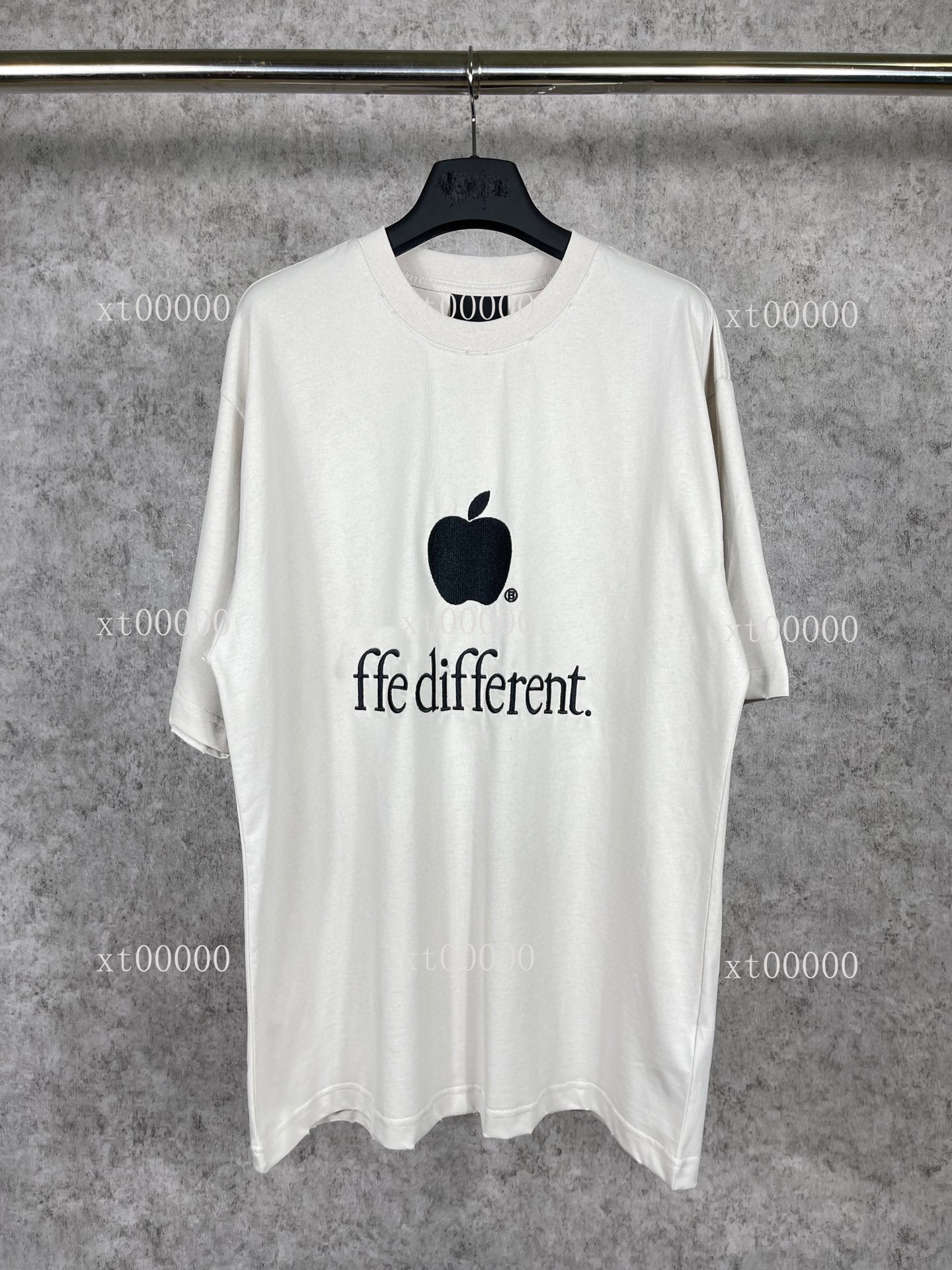 23SS Designer Letter Printed T Shirts Tee Sweatshirt Fashion High Street Short Sleeves Summer Casual T-Shirt Breathable Men Women Crew Neck Tees Dresses for Wo 23-693, White
23SS Designer Letter Printed T Shirts Tee Sweatshirt Fashion High Street Short Sleeves Summer Casual T-Shirt Breathable Men Women Crew Neck Tees Dresses for Wo 23-693, White