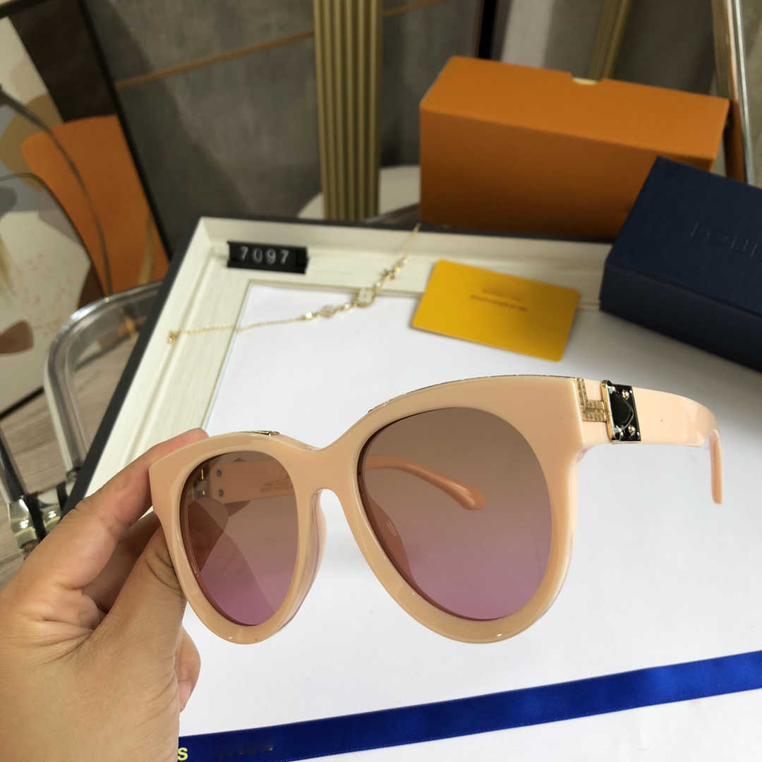 Brand Designer Sunglasses Full Frame Cat Eye Pair Eyewear Traveling Retro Eyeglasses Outdoor Composite Metal Polarized 4 Color Optional
Brand Designer Sunglasses Full Frame Cat Eye Pair Eyewear Traveling Retro Eyeglasses Outdoor Composite Metal Polarized 4 Color Optional