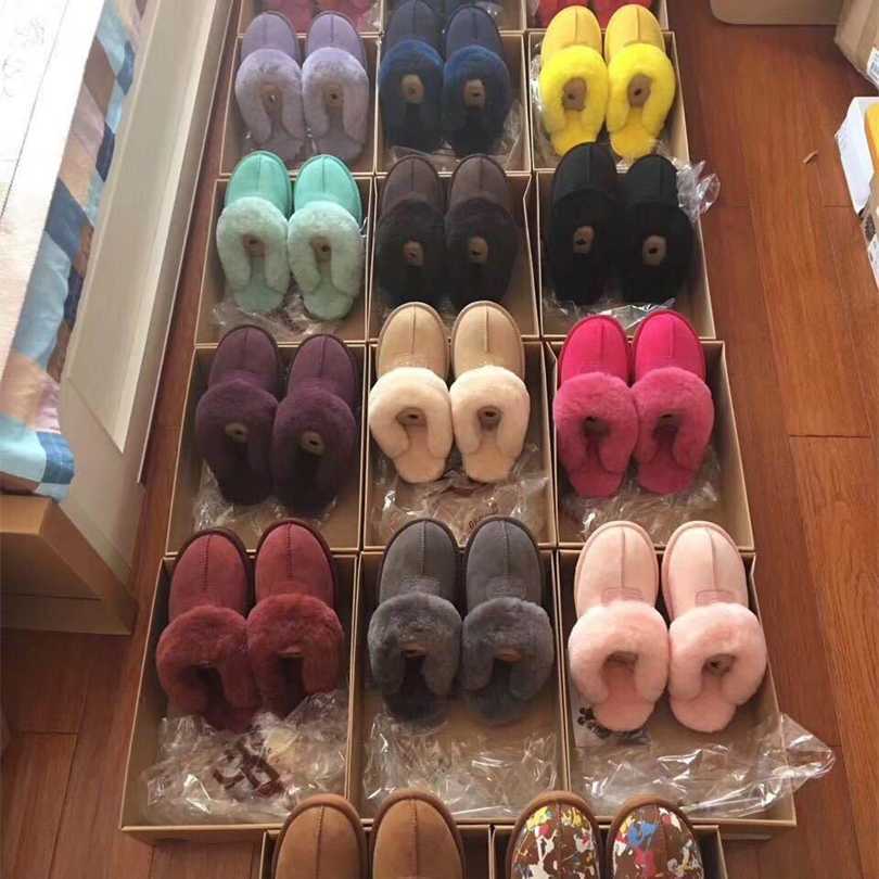 HOT Australia Classic WGG Warm fur slippCotton slippers Men And Womens slippers Short Boots Women's Boots Snow Boots Cotton Slippers slides, Chestnut graffiti
HOT Australia Classic WGG Warm fur slippCotton slippers Men And Womens slippers Short Boots Women's Boots Snow Boots Cotton Slippers slides, Chestnut graffiti