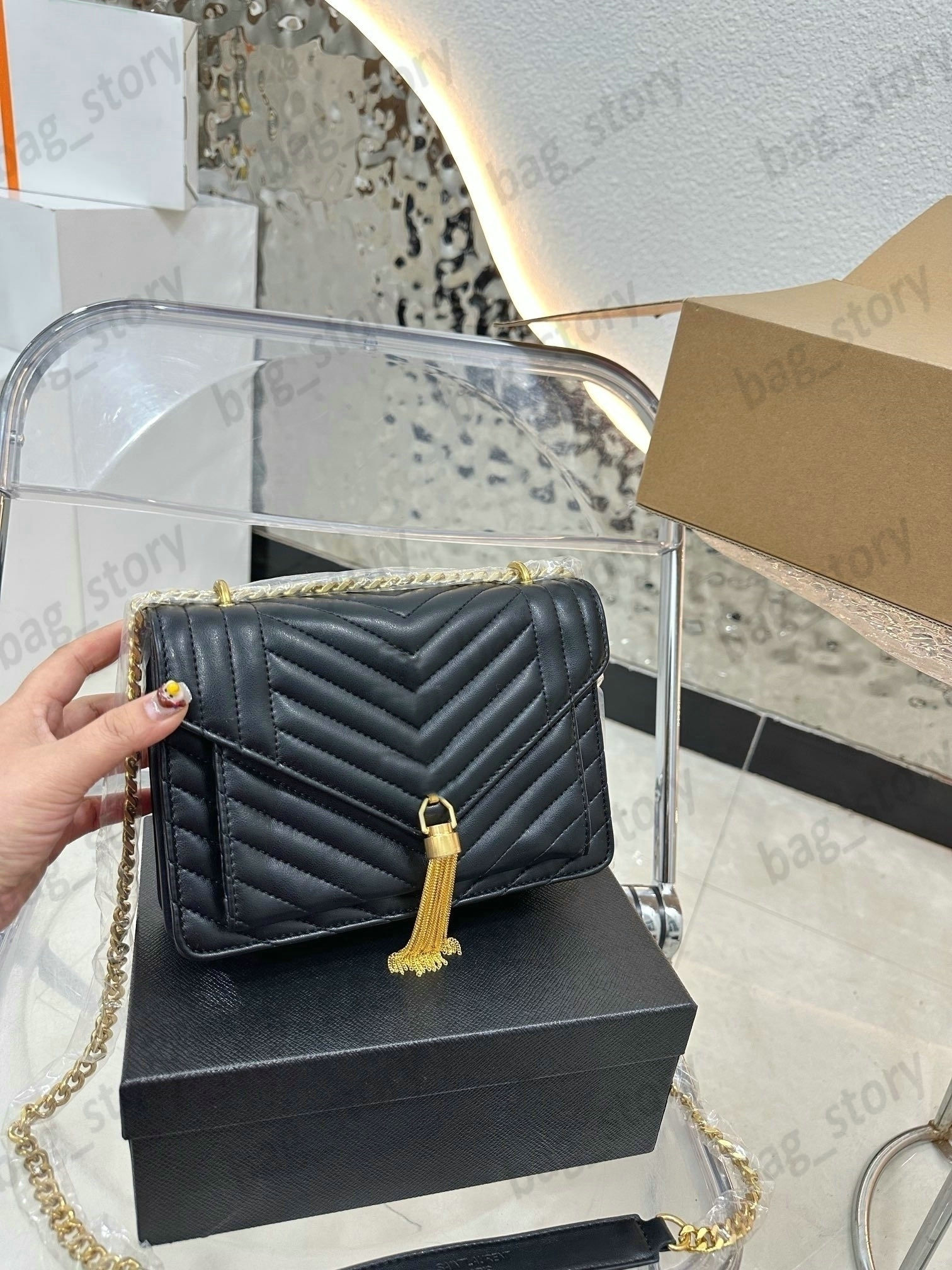 MIX MATELASS MONOGRAM Designers Gold Silver Chain Envelope Bags Purses Womens Lattice Shoulder Crossbody Bag Genuine Leather Flap Handbags, Gold chain
MIX MATELASS MONOGRAM Designers Gold Silver Chain Envelope Bags Purses Womens Lattice Shoulder Crossbody Bag Genuine Leather Flap Handbags, Gold chain