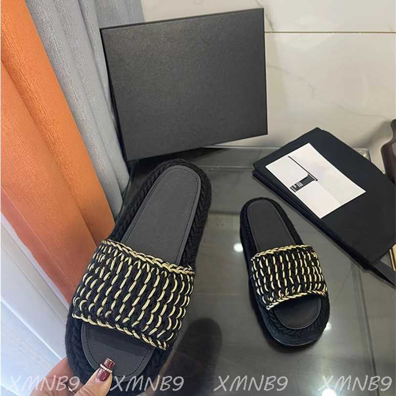 Women Designer Slippers Socialite Fashion 2023 New Slides Fashion Summer Home Beach Slipper Non-slip Must-haves for Ladies, Black
Women Designer Slippers Socialite Fashion 2023 New Slides Fashion Summer Home Beach Slipper Non-slip Must-haves for Ladies, Black