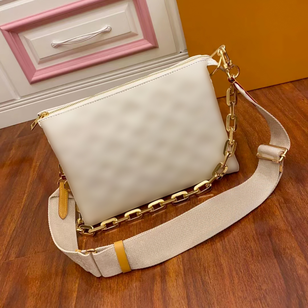 Luxury Designer M57790 COUSSIN Women's mens Genuine leather crossbody Bags purses tote Messenger wallets square handbags Embossed two shoulder straps Chain Bag, Green
Luxury Designer M57790 COUSSIN Women's mens Genuine leather crossbody Bags purses tote Messenger wallets square handbags Embossed two shoulder straps Chain Bag, Green