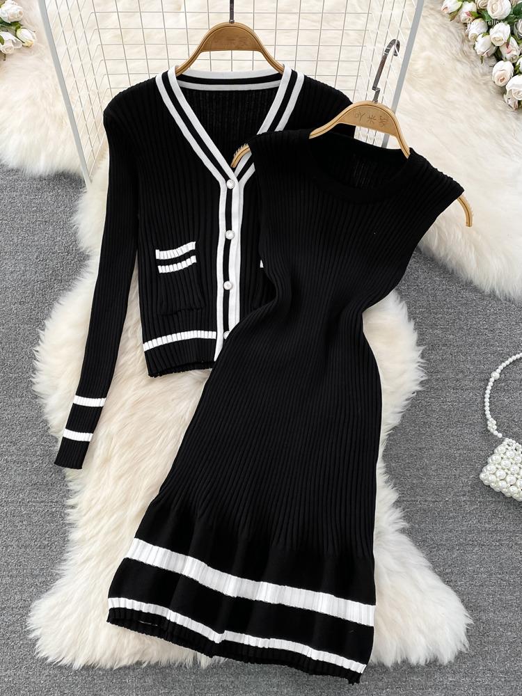 Work Dresses Korean Fashion Knitted Women' Pocket Button Sweater Cardigan Mid Length Dress Sets Autumn Small Fragrance Two Piece, Black
Work Dresses Korean Fashion Knitted Women' Pocket Button Sweater Cardigan Mid Length Dress Sets Autumn Small Fragrance Two Piece, Black