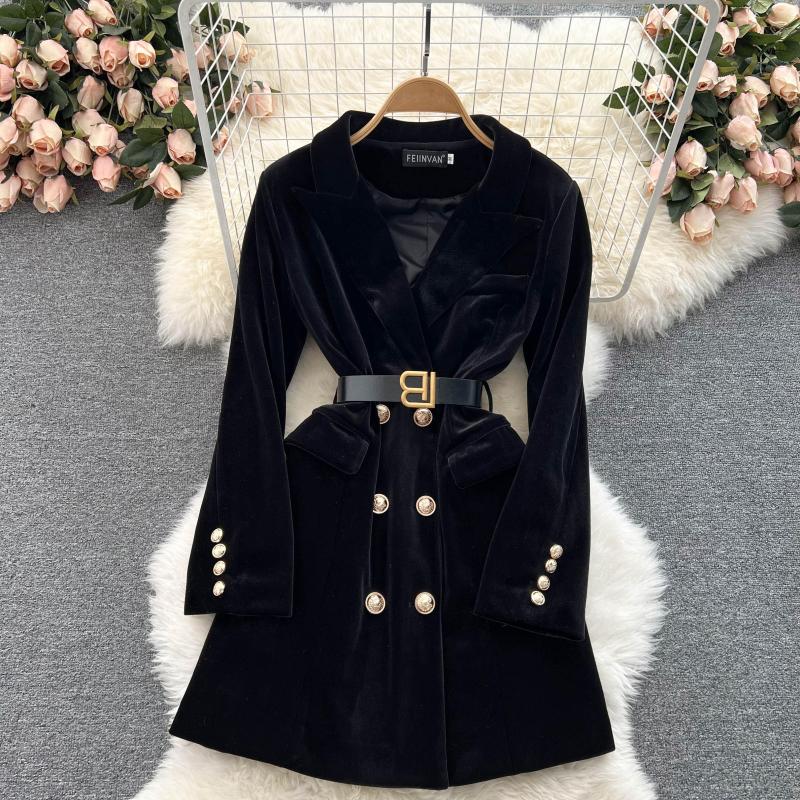 Casual Dresses Women Black Velvet Blazer Coat 2023 Autumn Winter Ladies Notched Collar Long Sleeve Double Breasted Elegant Vintage A-line Dr
Casual Dresses Women Black Velvet Blazer Coat 2023 Autumn Winter Ladies Notched Collar Long Sleeve Double Breasted Elegant Vintage A-line Dr
