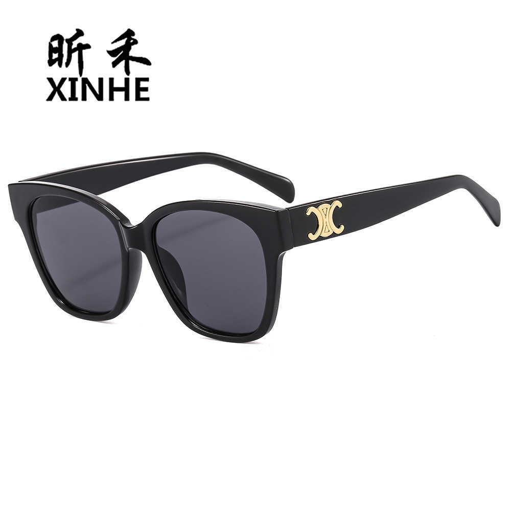 Fashionable net red ins sunglasses Triumphal Arch square street photography glasses for men and women Versatile sunglasses
Fashionable net red ins sunglasses Triumphal Arch square street photography glasses for men and women Versatile sunglasses
