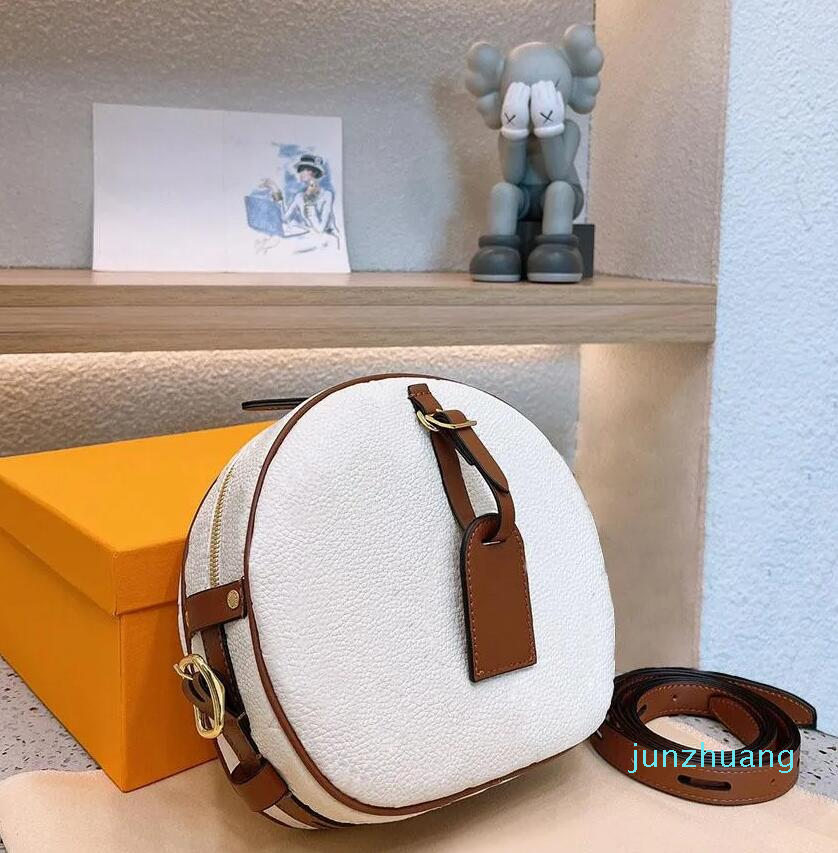 Fashions Bag for Mens Womens Cosmetic Bag Handbag Purse Genuine Leather Shoulder Crossbody Bags 77
Fashions Bag for Mens Womens Cosmetic Bag Handbag Purse Genuine Leather Shoulder Crossbody Bags 77