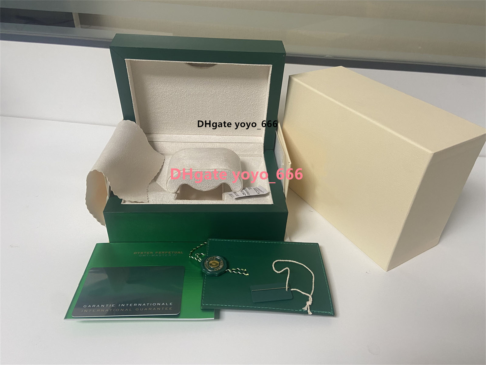 Fashion original wooden watch boxes dark green watch accessories are applicable to 126720 126660 126610 228239 228239 top quality gift box booklet card handbag-b1
Fashion original wooden watch boxes dark green watch accessories are applicable to 126720 126660 126610 228239 228239 top quality gift box booklet card handbag-b1