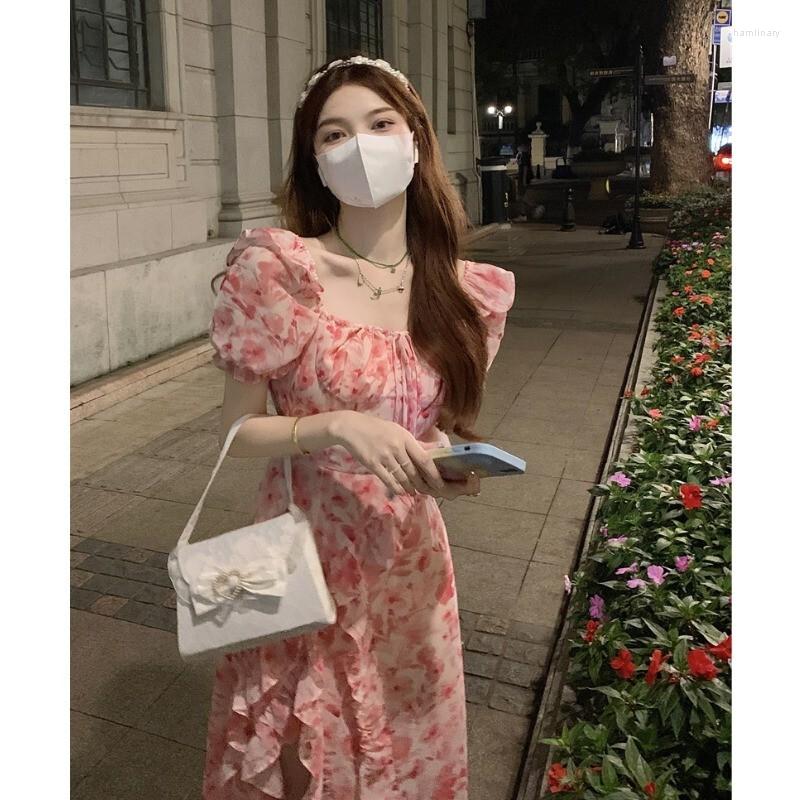 Party Dresses Romantic Floral Print Mid-calf Dress Women Square Collar A-line High Wasit Puff Sleeve French Style Chiffon Tierred Vestidos, Pink
Party Dresses Romantic Floral Print Mid-calf Dress Women Square Collar A-line High Wasit Puff Sleeve French Style Chiffon Tierred Vestidos, Pink