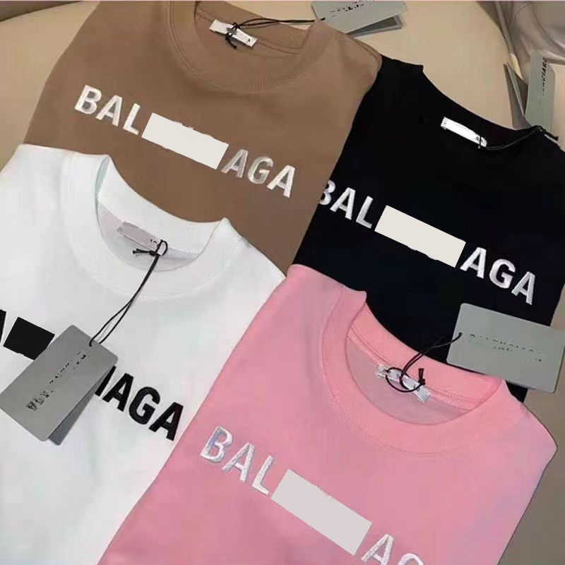 Women's men's oversized T-shirt round neck short-sleeved cotton designer brand chest letter print summer leisure luxury couple T-shirt women's clothing s to XXXXL
Women's men's oversized T-shirt round neck short-sleeved cotton designer brand chest letter print summer leisure luxury couple T-shirt women's clothing s to XXXXL