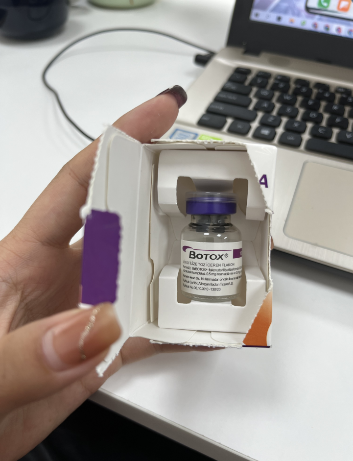 Beauty Items Botox's botulinums toxins Face Lift Innotox 100iu 200u btx botulin Type A toxin
Beauty Items Botox's botulinums toxins Face Lift Innotox 100iu 200u btx botulin Type A toxin
