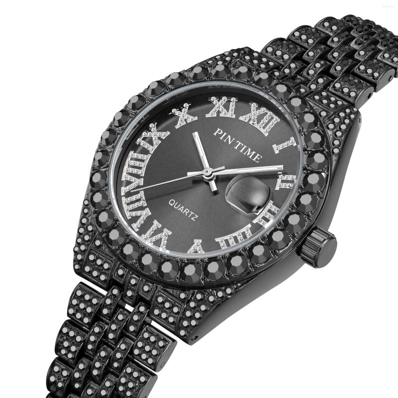 Wristwatches PINTIME Design Men Women Bling Couple Black Watch Full Diamond Iced Out Quartz Rome Dial Casual Dress Montre
Wristwatches PINTIME Design Men Women Bling Couple Black Watch Full Diamond Iced Out Quartz Rome Dial Casual Dress Montre