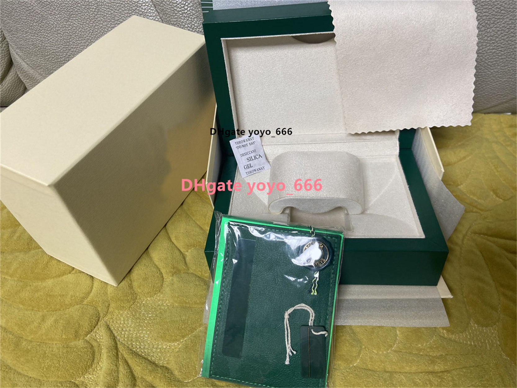 Fashion original wooden watch boxes dark green watch accessories are applicable to 126720 126660 126610 228239 228239 top quality gift box booklet card handbag-F
Fashion original wooden watch boxes dark green watch accessories are applicable to 126720 126660 126610 228239 228239 top quality gift box booklet card handbag-F