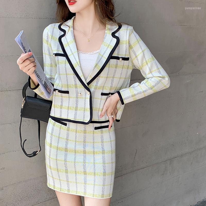 Work Dresses 2023 Autumn Fashion Women Plaid Knitted Cardigans Sweater With A-Line Ladies Chic Suits Contrast Color 2 Piece Sets, Apricot
Work Dresses 2023 Autumn Fashion Women Plaid Knitted Cardigans Sweater With A-Line Ladies Chic Suits Contrast Color 2 Piece Sets, Apricot