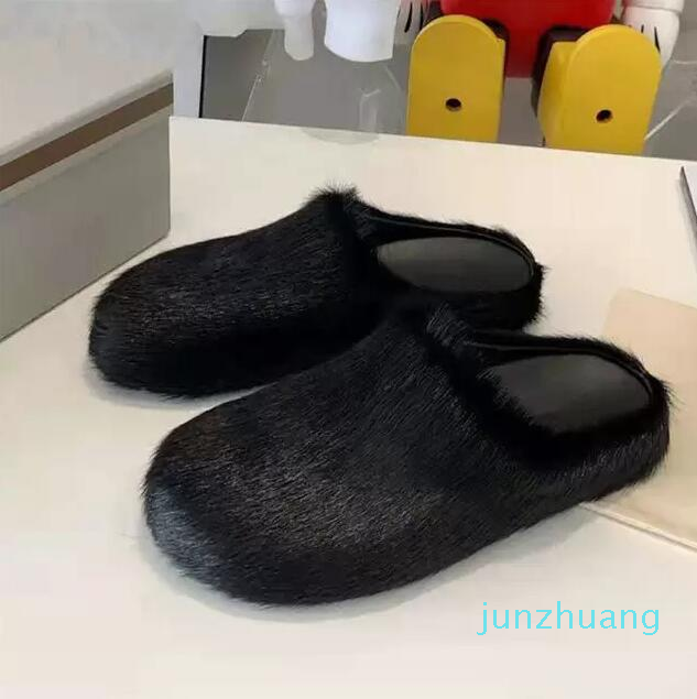 Fashion Fur Slippers Women Round Toe Horse Hair Slides Female Black Rose Red Green 25 Shoes Flat Half Slipper Woman Casual plush shoess
Fashion Fur Slippers Women Round Toe Horse Hair Slides Female Black Rose Red Green 25 Shoes Flat Half Slipper Woman Casual plush shoess