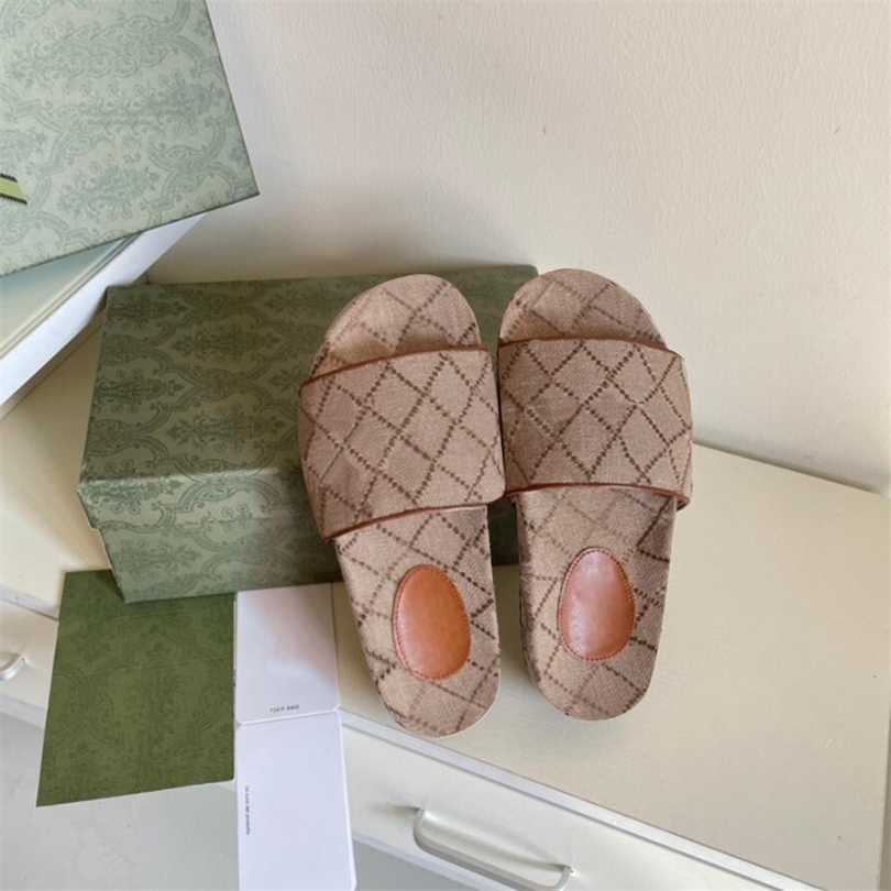 Classic Mens Women Designer Slippers Fashion Letters Print Flat Slipper Highly Quality Google Popular Rubber Sandal Summer Beach Shoes 7 Styles with BOX, No7
Classic Mens Women Designer Slippers Fashion Letters Print Flat Slipper Highly Quality Google Popular Rubber Sandal Summer Beach Shoes 7 Styles with BOX, No7