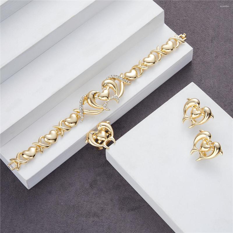 Necklace Earrings Set High Quality Gold-plated Jewelry Animal Inlay Ms. Haoshi Wedding Party Accessories Holiday Exquisite Gifts, Picture shown
Necklace Earrings Set High Quality Gold-plated Jewelry Animal Inlay Ms. Haoshi Wedding Party Accessories Holiday Exquisite Gifts, Picture shown
