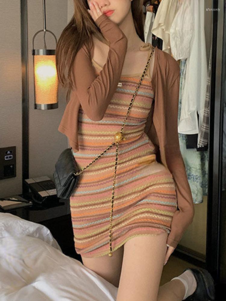 Casual Dresses 2 Piece Dress Set Women Summer Y2k Mini Elegant Crop Tops Blouse Fashion Suits Bodycon Knitted Korean 2023, Only vest
Casual Dresses 2 Piece Dress Set Women Summer Y2k Mini Elegant Crop Tops Blouse Fashion Suits Bodycon Knitted Korean 2023, Only vest