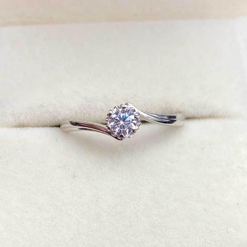 Wedding Rings Decorate Wear Resistant Women Fashion Snowflake Ring Accessories
Wedding Rings Decorate Wear Resistant Women Fashion Snowflake Ring Accessories