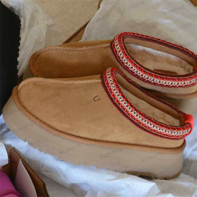 Womens Tazz Slippers Fur Slides Classic Ultra Mini Platform Boot Tasman Slip-on Les Petites Suede Wool Blend Comfort Winter Designer Booties 35-40, Color 1
Womens Tazz Slippers Fur Slides Classic Ultra Mini Platform Boot Tasman Slip-on Les Petites Suede Wool Blend Comfort Winter Designer Booties 35-40, Color 1