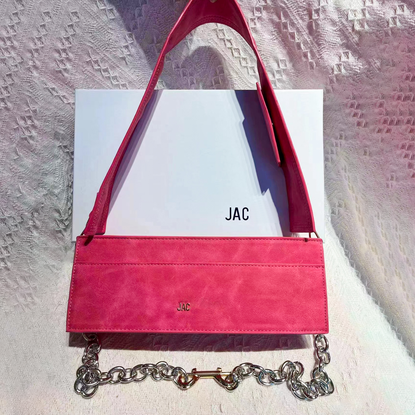Genuine Leather purses handbag tote crossbody Bag baguette Luxury Designer Removable pochette shoulder strap bag Womens mens flap Metal chain Shoulder clutch Bags, White
Genuine Leather purses handbag tote crossbody Bag baguette Luxury Designer Removable pochette shoulder strap bag Womens mens flap Metal chain Shoulder clutch Bags, White