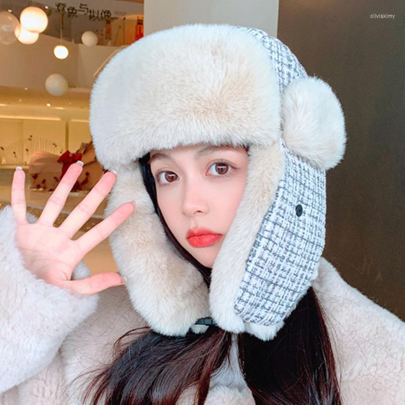 Berets HT4135 Thick Warm Winter Hat Women Ski Earflap Cap Ladies Russian Fur Female Windproof Riding Trapper Bomber, Black
Berets HT4135 Thick Warm Winter Hat Women Ski Earflap Cap Ladies Russian Fur Female Windproof Riding Trapper Bomber, Black