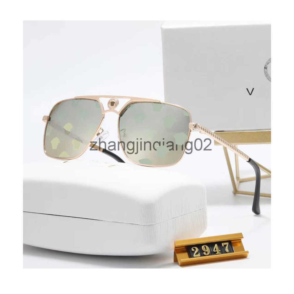 Designer Versage Sunglass For Woman Mens Cycle Luxurious Fashion Sport Sunglasses Trend Vintage Ultraviolet Casual Popular Cat Eye Glasses
Designer Versage Sunglass For Woman Mens Cycle Luxurious Fashion Sport Sunglasses Trend Vintage Ultraviolet Casual Popular Cat Eye Glasses