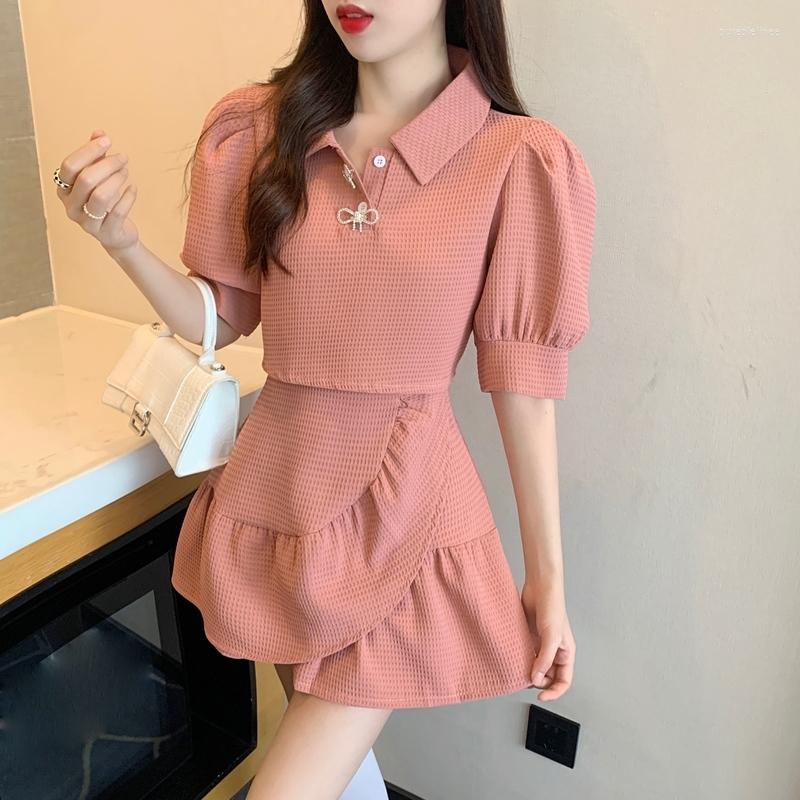 Work Dresses 2023 Summer Korean Women Two Piece Set Puff Sleeve Crop Top & Mini Ruffle A-line Skirt Fashion Casual Chic Lady Sweet Suit, White
Work Dresses 2023 Summer Korean Women Two Piece Set Puff Sleeve Crop Top & Mini Ruffle A-line Skirt Fashion Casual Chic Lady Sweet Suit, White