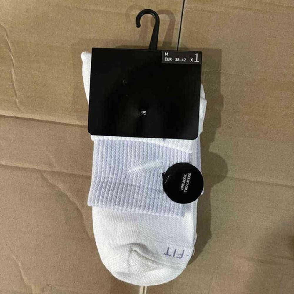 Classic Fashion Men Socks Hook Brand Color Stitched Men's Women's Long Tube Sports Training Sock Street Couple Middle Tubes Luxury Medium2z5u, Long tube 3
Classic Fashion Men Socks Hook Brand Color Stitched Men's Women's Long Tube Sports Training Sock Street Couple Middle Tubes Luxury Medium2z5u, Long tube 3