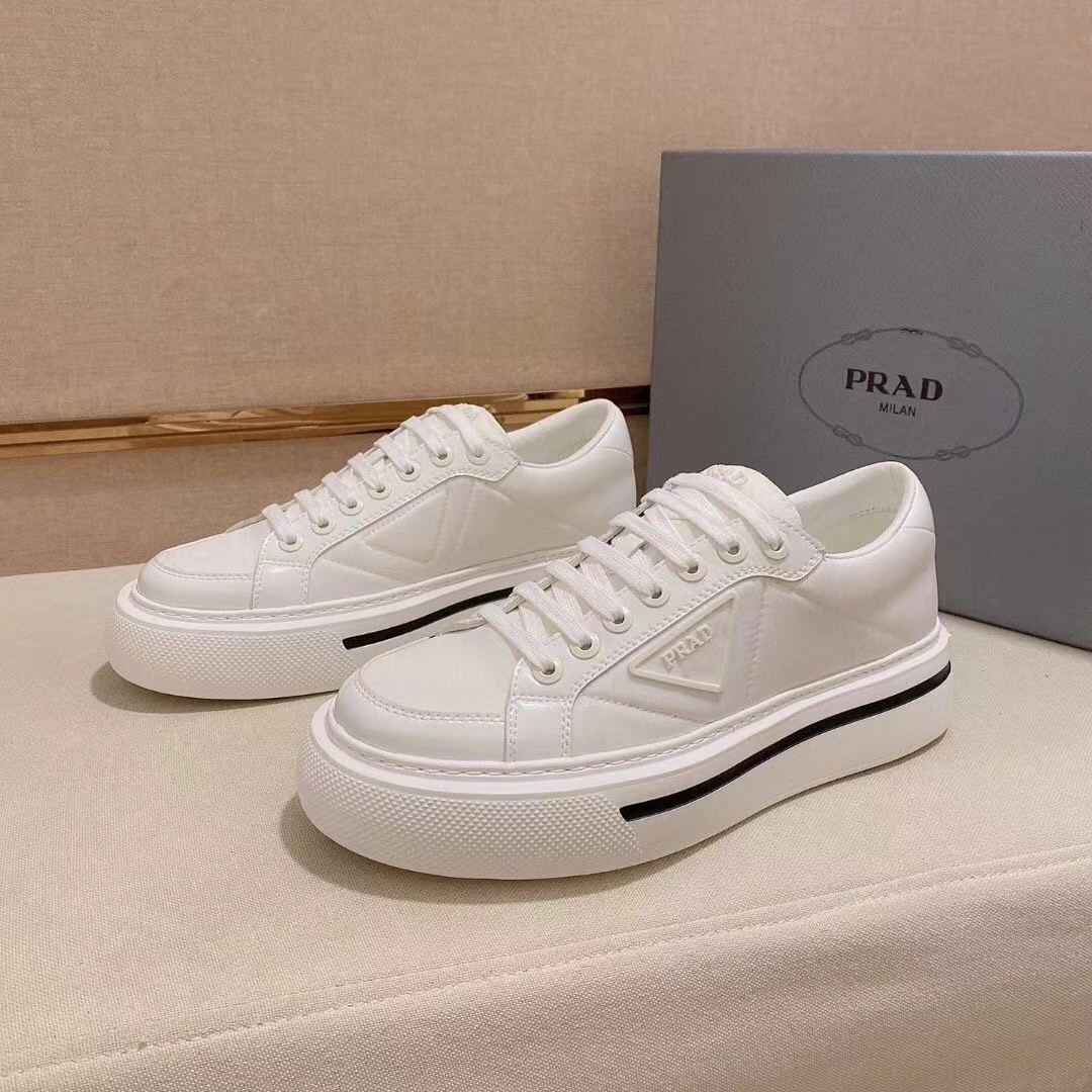 Designer bag 5A Shoulder Stingy Brim Hats Bags crossbody Luxury Four package VIP channels, White
Designer bag 5A Shoulder Stingy Brim Hats Bags crossbody Luxury Four package VIP channels, White