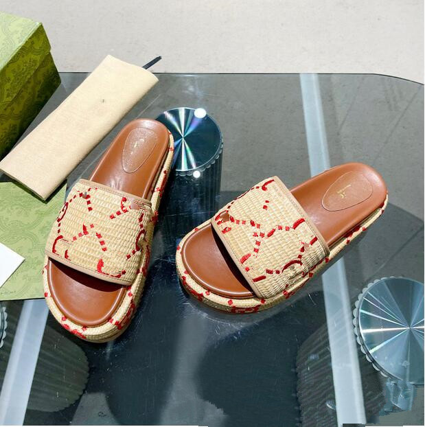 2023 Fashion woman sandal Beach Thick bottom slippers platform women Shoes Alphabet lady Sandals Leather High heel slippers
2023 Fashion woman sandal Beach Thick bottom slippers platform women Shoes Alphabet lady Sandals Leather High heel slippers