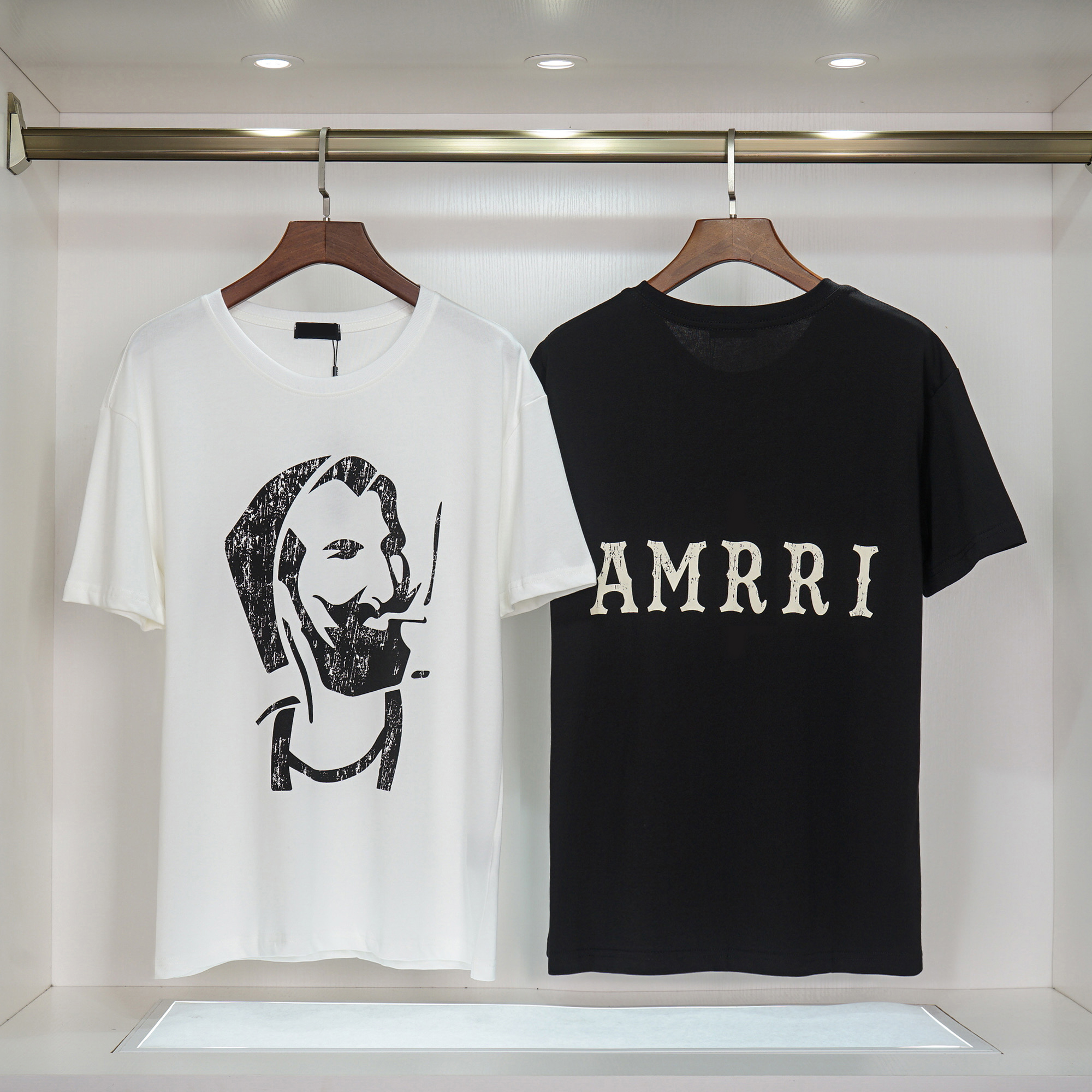 Fashion t shirts mens women designers t-shirts tees Apparel Tops mans Casual Chest Letter shirt luxurys clothing Street Shorts Sleeve clothes tshirts polos Size S-XXL, Don't choose(non-delivery)
Fashion t shirts mens women designers t-shirts tees Apparel Tops mans Casual Chest Letter shirt luxurys clothing Street Shorts Sleeve clothes tshirts polos Size S-XXL, Don't choose(non-delivery)