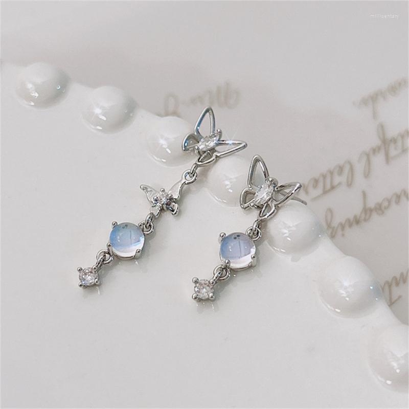 Hoop Earrings F19D Crystal Earring For Women Girls Fashion Elegant Asymmetrical Jewelry
Hoop Earrings F19D Crystal Earring For Women Girls Fashion Elegant Asymmetrical Jewelry